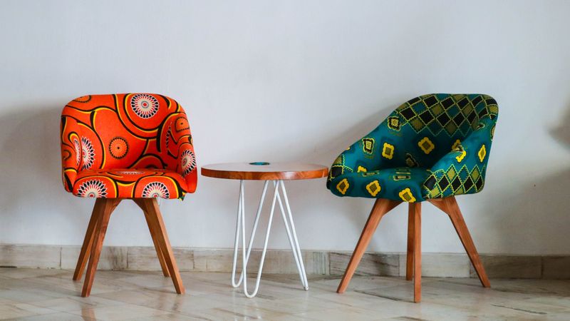 Sofas & Seating